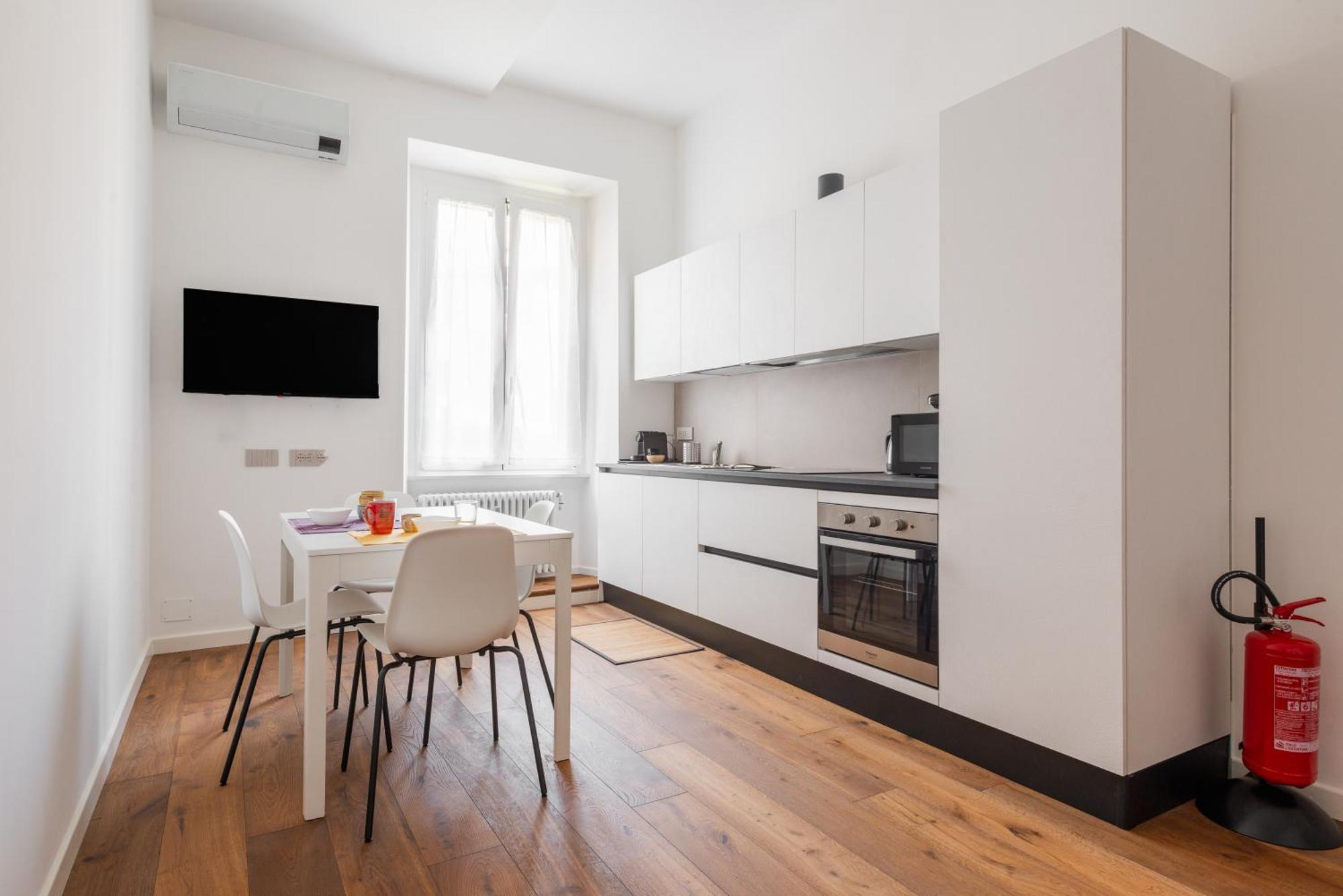 Elegant Haven Re Di Roma By Hostand Apartment Exterior photo